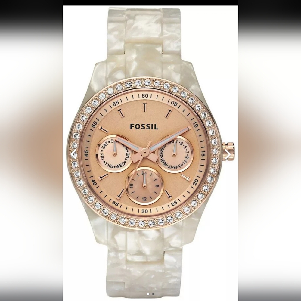 Fossil Women's Rose Gold and Pearl Watch